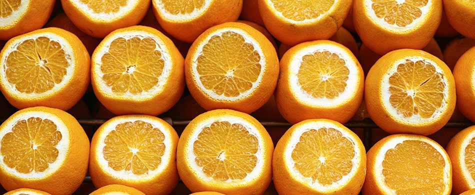 Bem conhecida, queridinha e muito poderosa: A laranja!