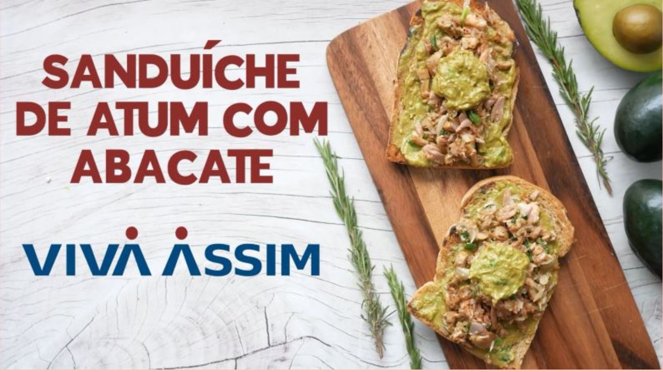 Sanduíche de Atum com Abacate